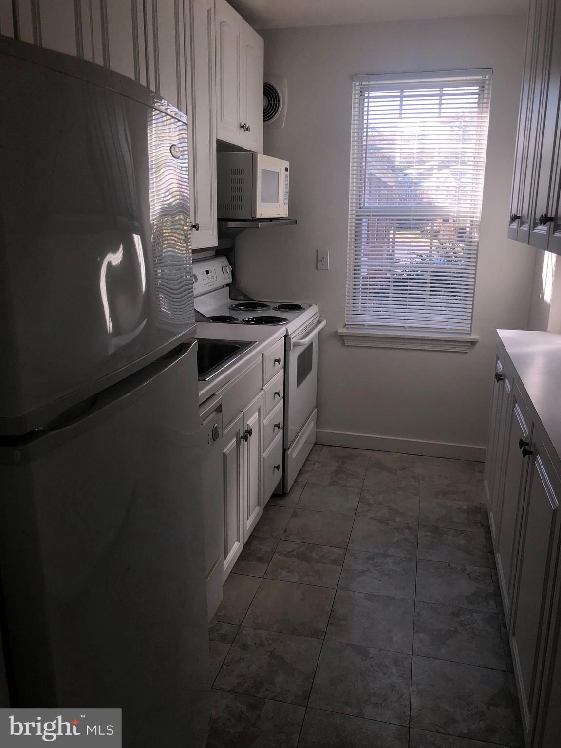 113 E GLEBE ROAD #C photograph