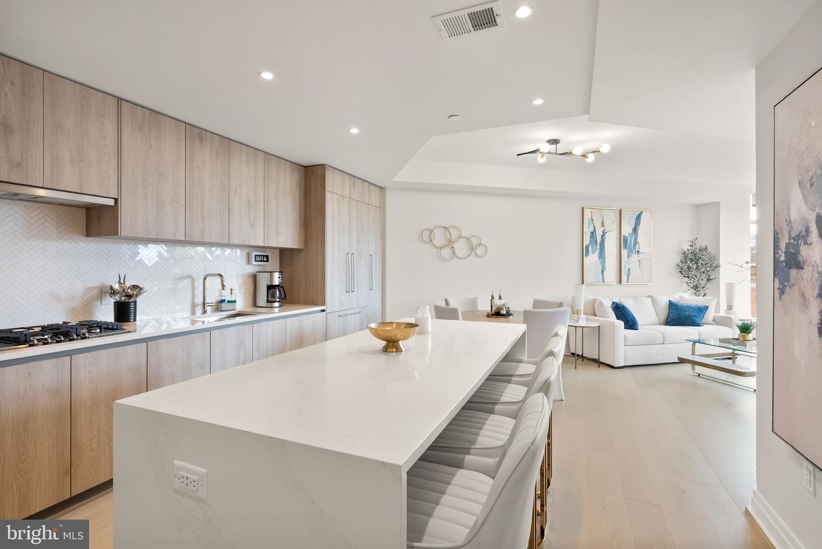 1201 N ROYAL STREET #410 photograph