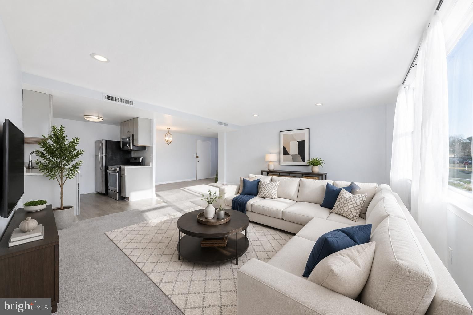 4600 DUKE STREET #413 photograph