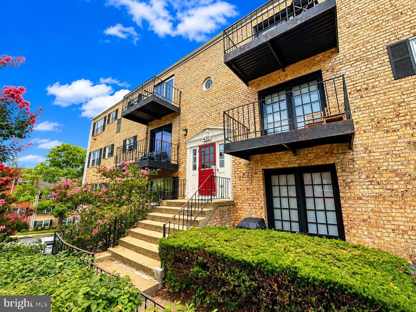 430 N ARMISTEAD STREET 303 in Alexandria, VA