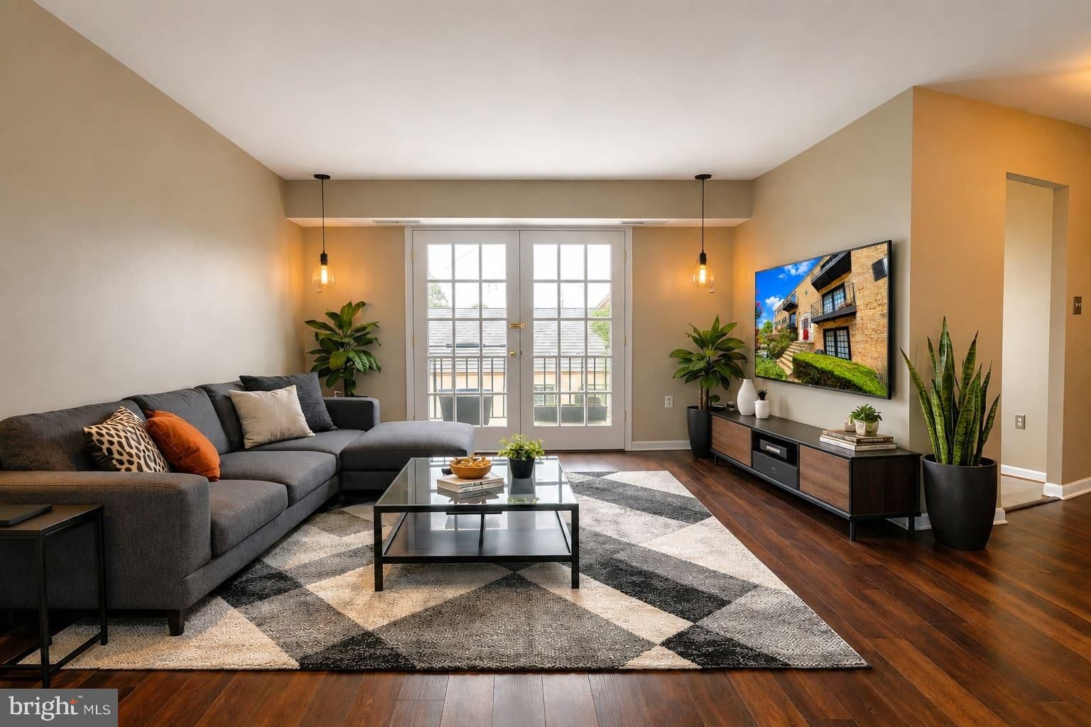 430 N ARMISTEAD STREET #303 photograph