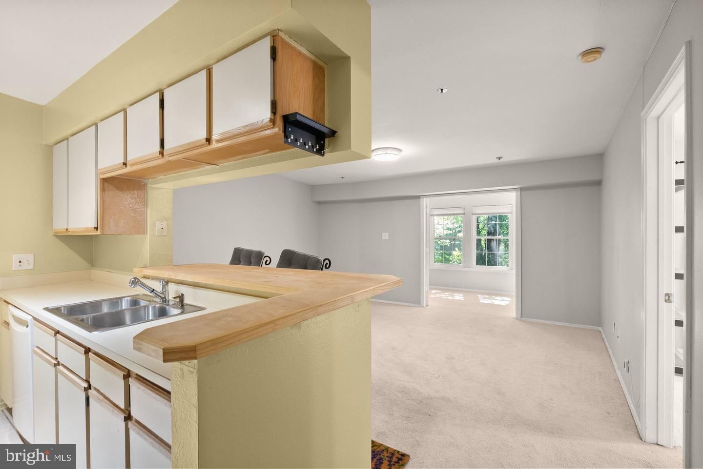 3313 WYNDHAM CIRCLE #3209 photograph