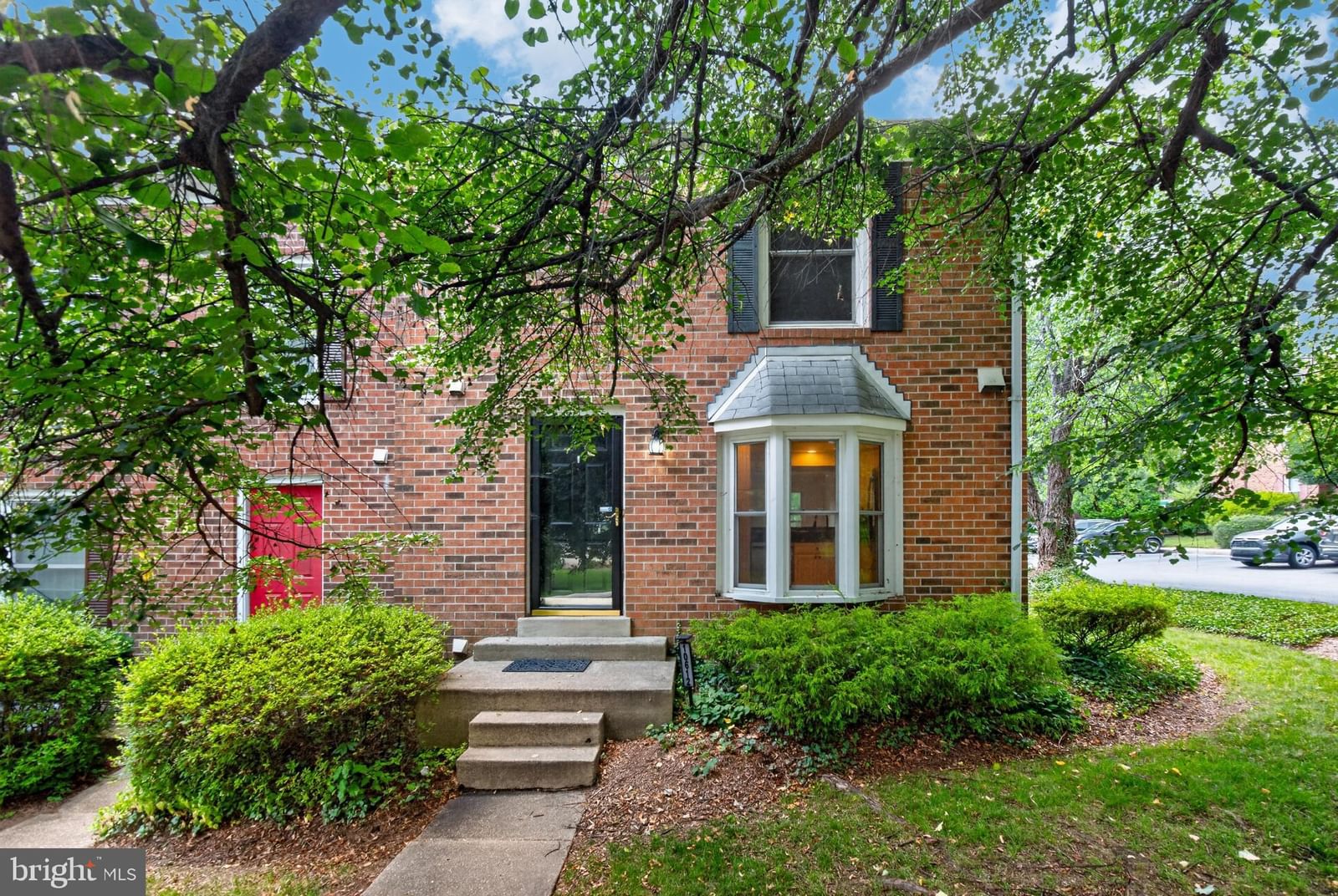 10612 RAILROAD CT, FAIRFAX 22030, VA