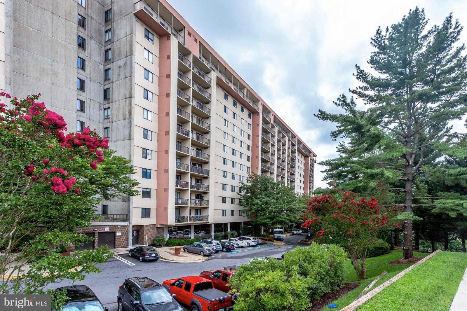 3800 POWELL LN, FALLS CHURCH 22041, VA