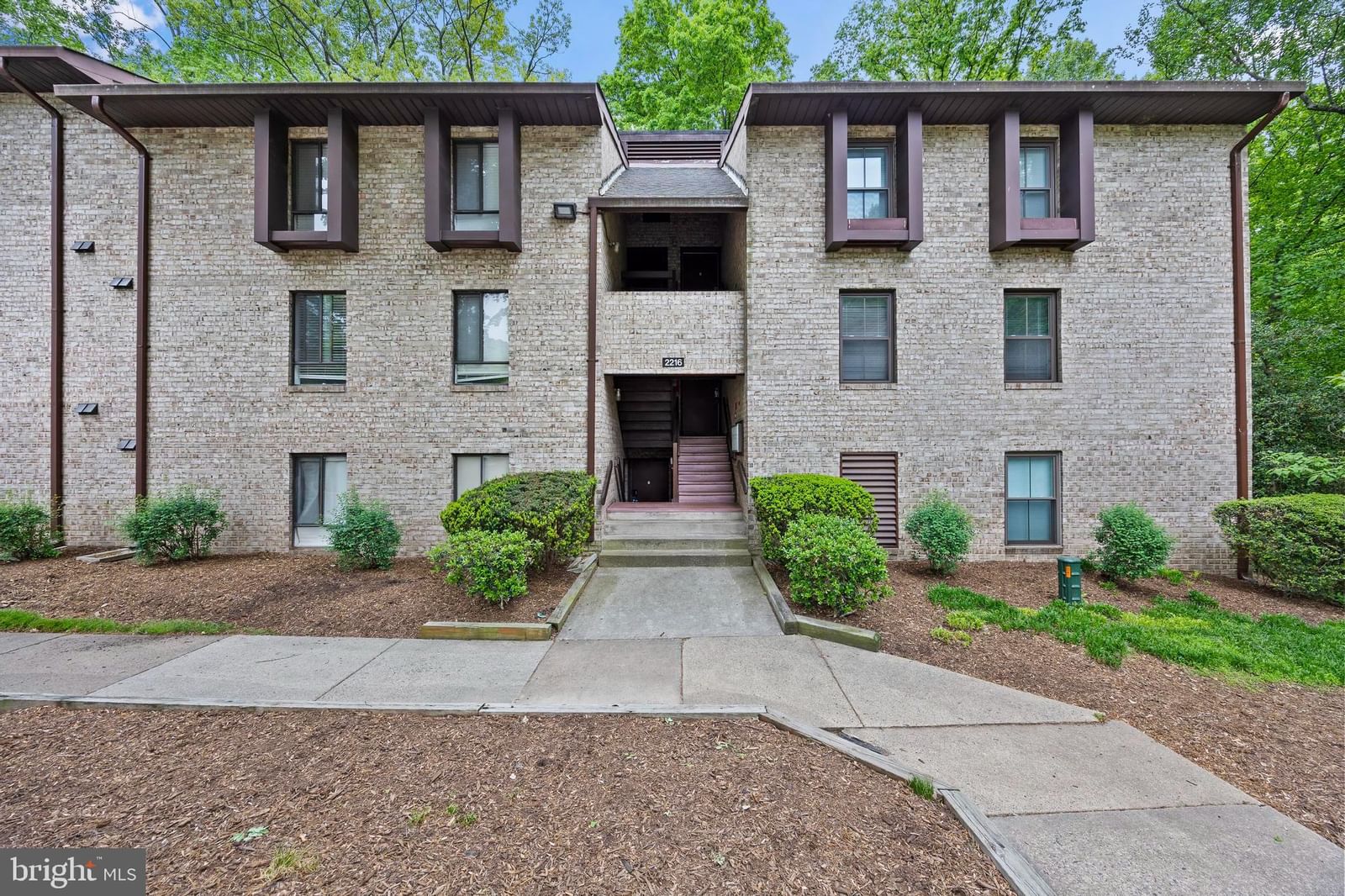 2216 CASTLE ROCK SQ, RESTON 20191, VA