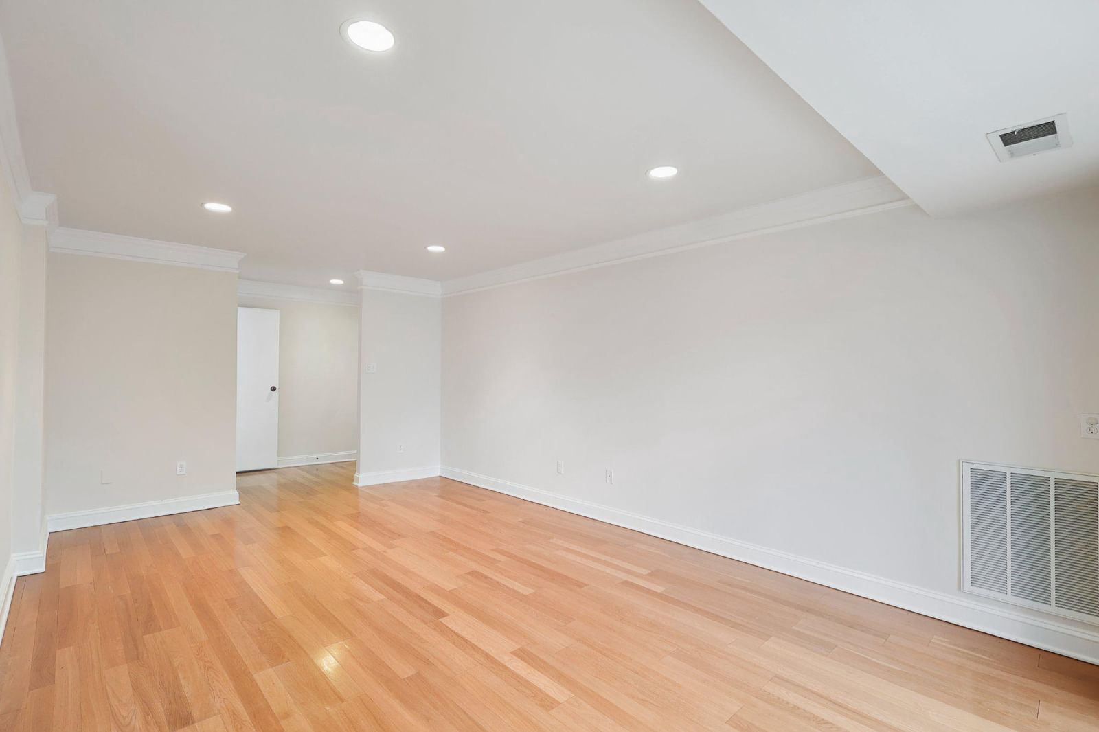 2037 ROYAL FERN COURT #47/2C photograph