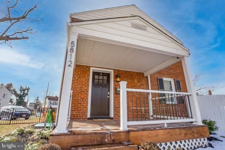 5812 N KINGS HWY, ALEXANDRIA 22303, VA