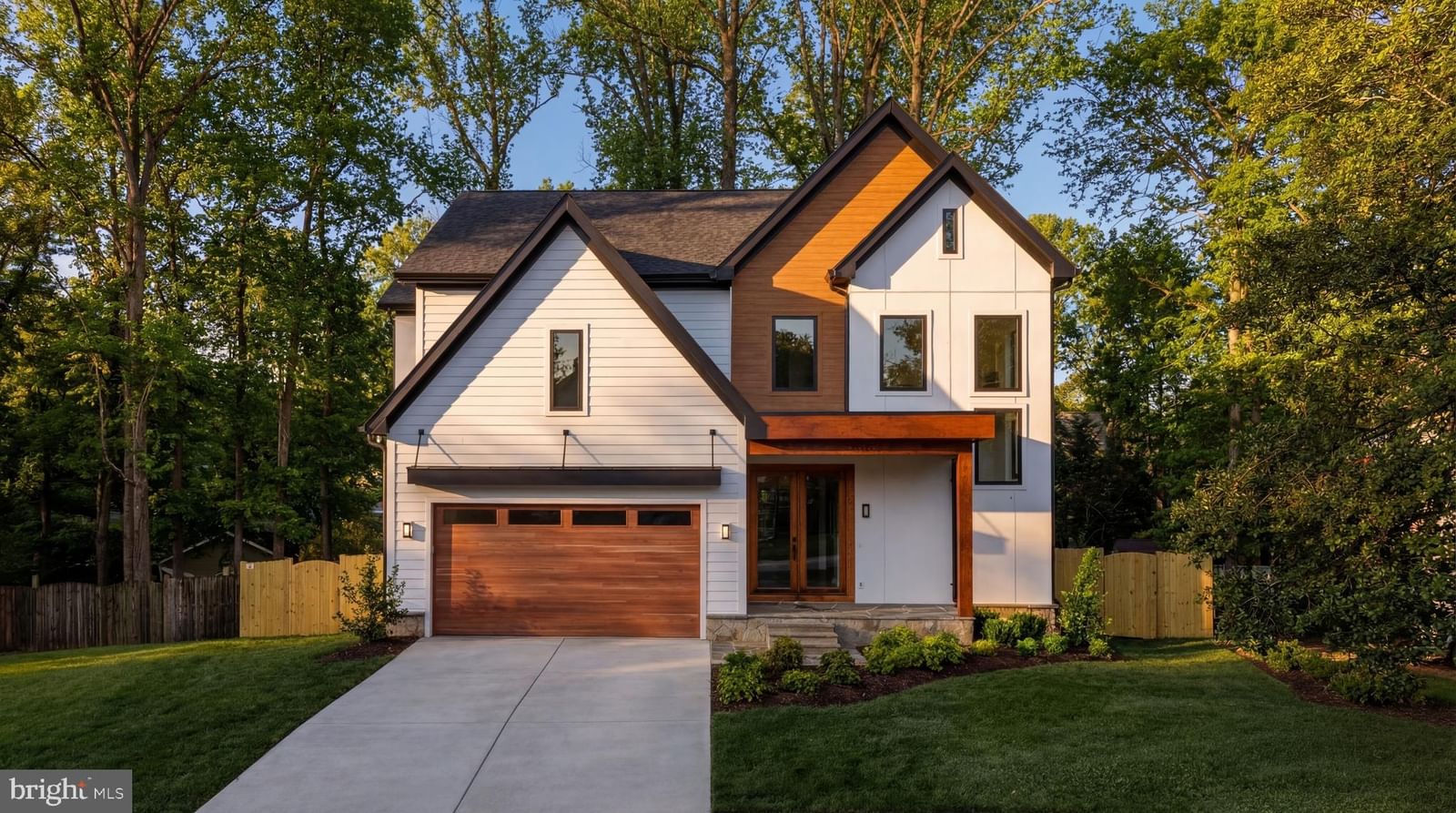 913 SYMPHONY CIR SW, VIENNA 22180, VA