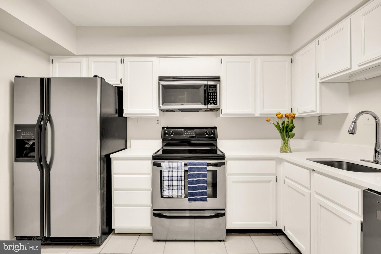3117 PATRICK HENRY DRIVE #430 photograph