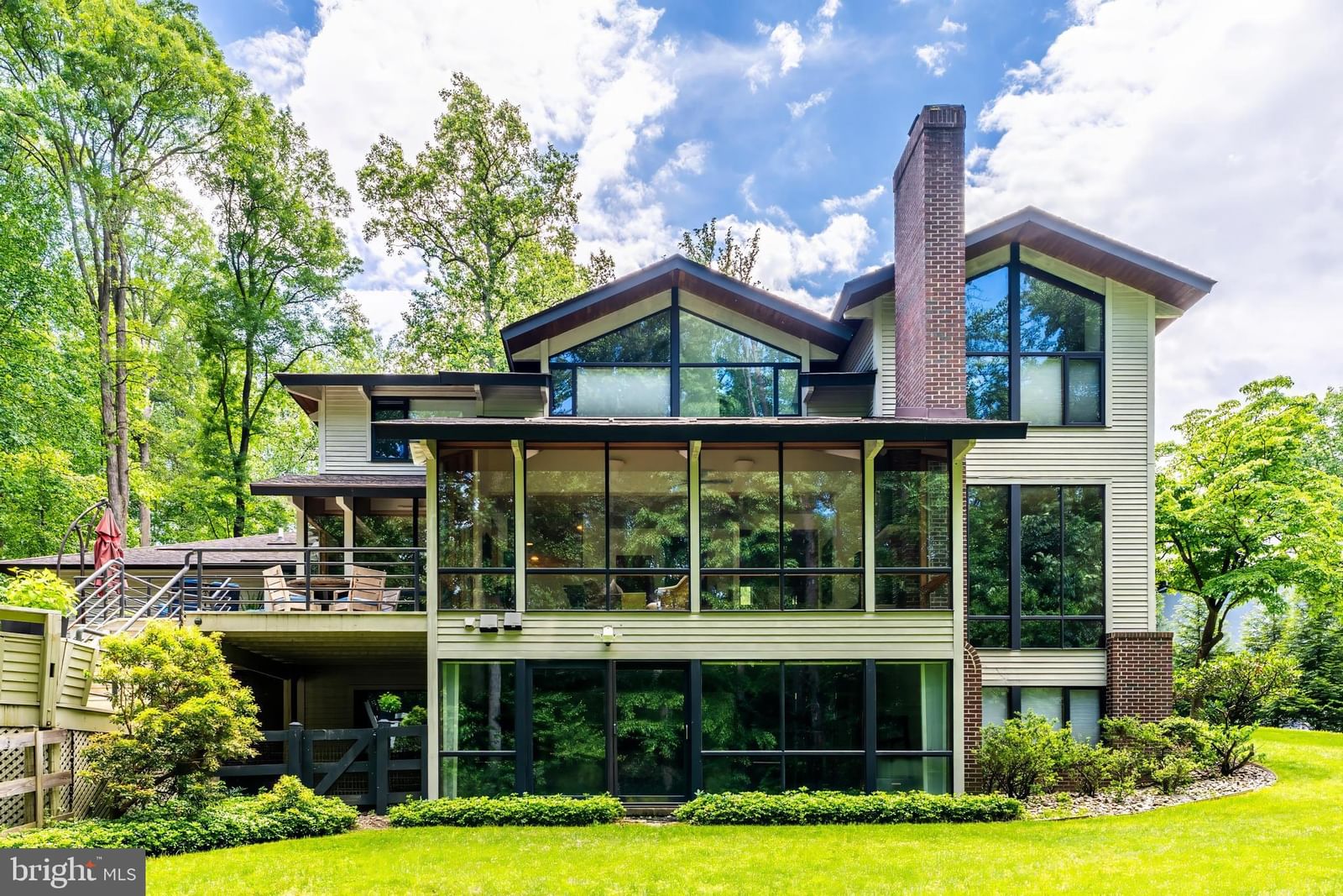 8620 POLK ST, MCLEAN 22102, VA