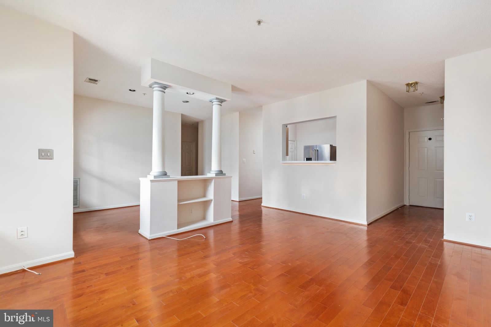 1705 LAKE SHORE CREST DRIVE #25 photograph
