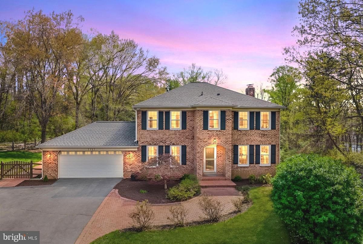 3137 HUNT RD, OAKTON 22124, VA