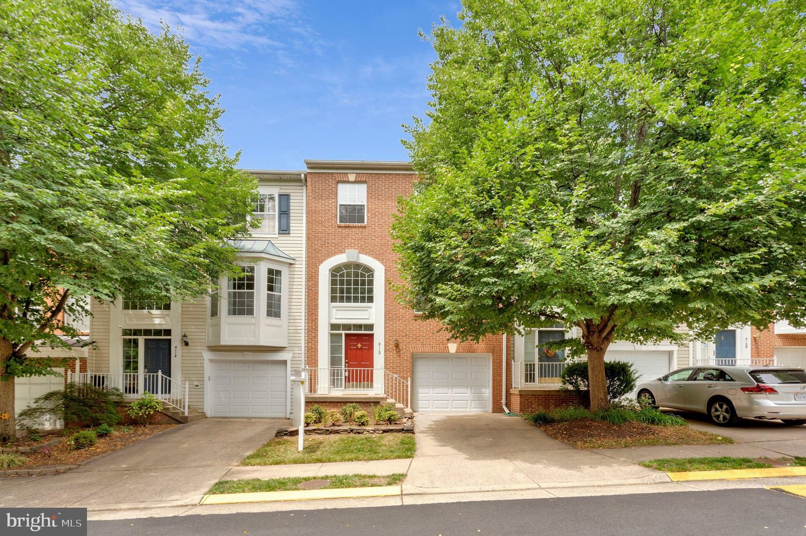 4112 FLOWER BOX CT, FAIRFAX 22030, VA