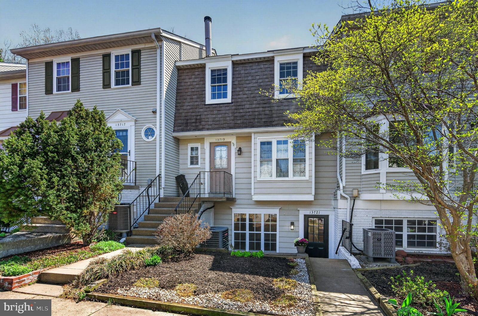 13721 FLOWING BROOK CT, CHANTILLY 20151, VA