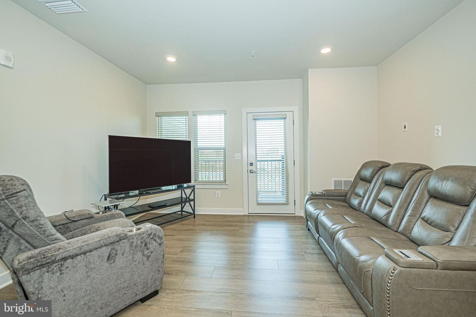 12880 MOSAIC PARK WAY #1-Q photograph