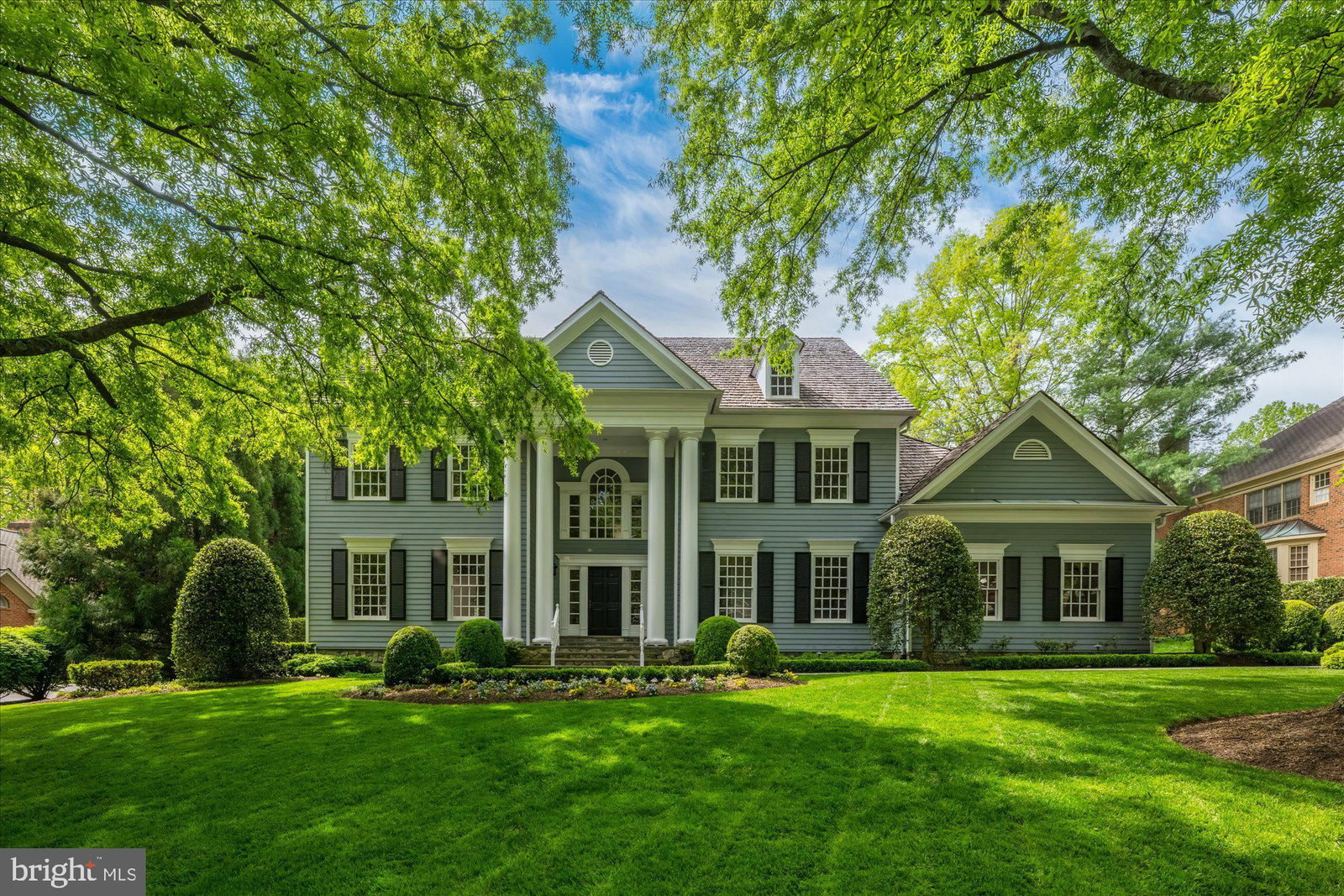 8405 BROOKEWOOD CT, MCLEAN 22102, VA