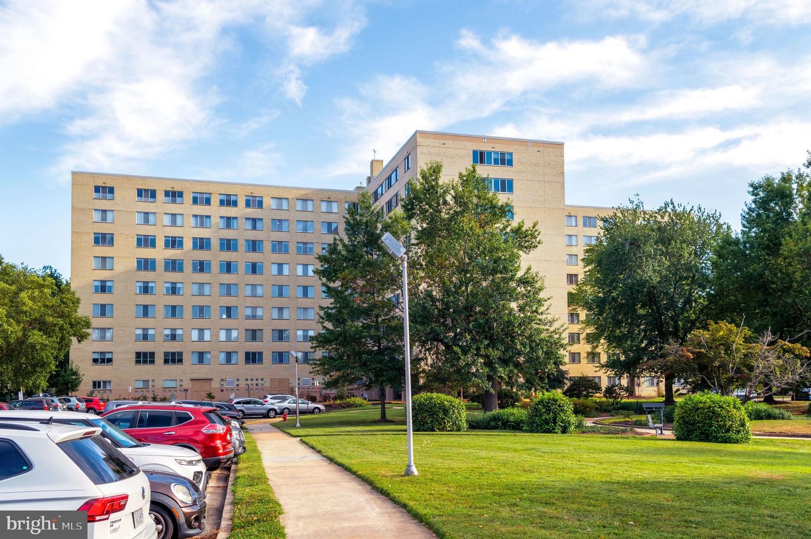 6631 WAKEFIELD DR, ALEXANDRIA 22307, VA