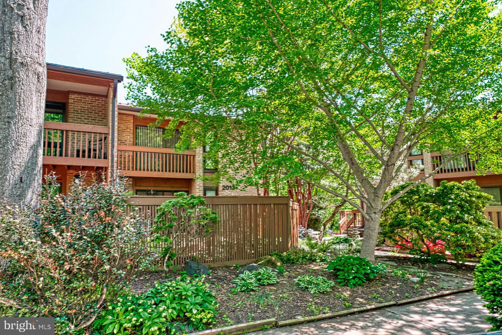 2013 LAKEWINDS DR, RESTON 20191, VA