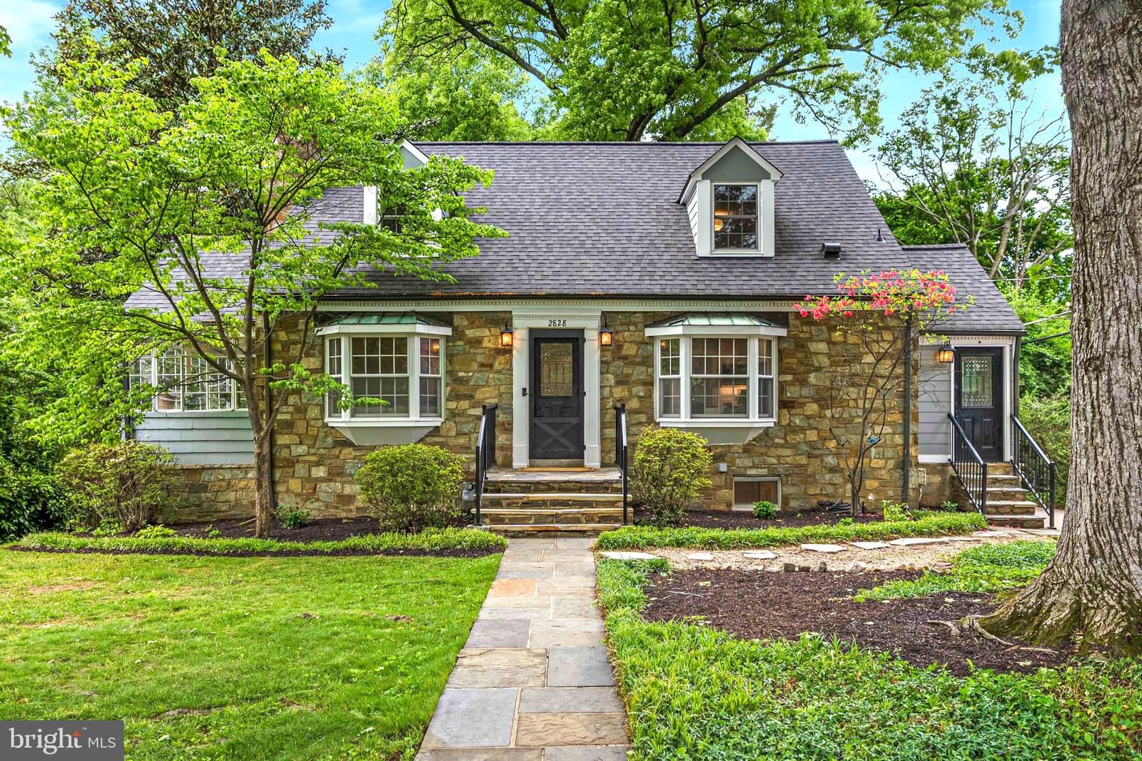 2828 CLEAVE DR, FALLS CHURCH 22042, VA