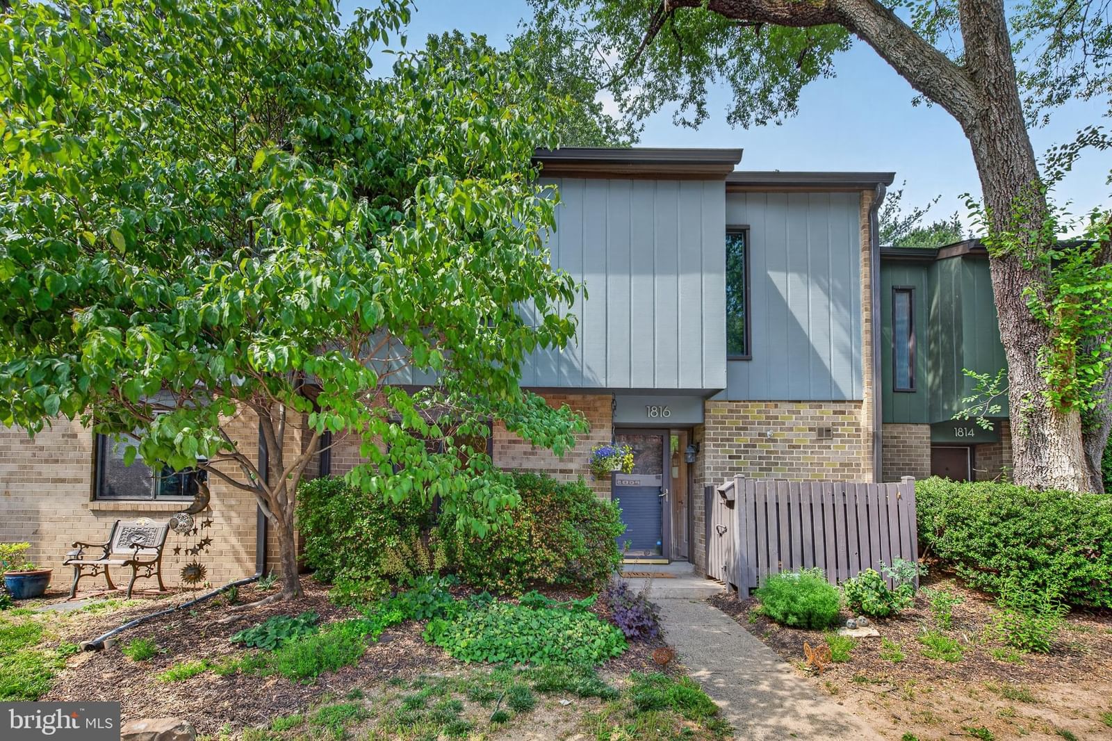 1816 IVY OAK SQ, RESTON 20190, VA