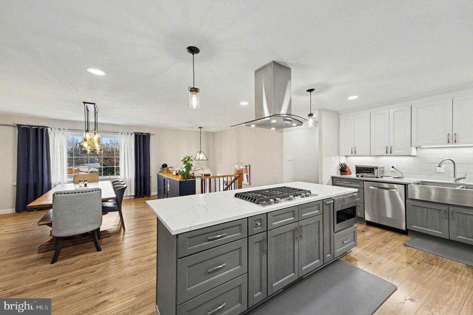 6208 REDWOOD LN, ALEXANDRIA 22310, VA