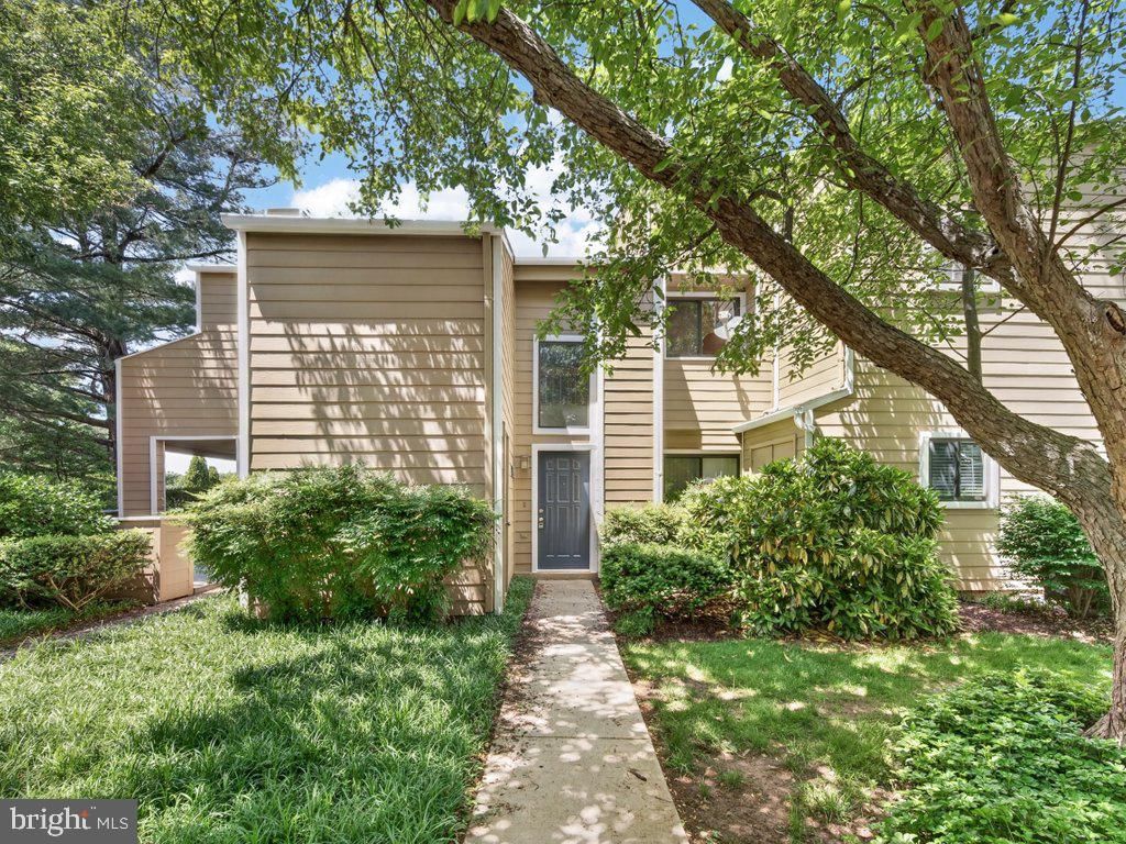 1917 VILLARIDGE DR, RESTON 20191, VA
