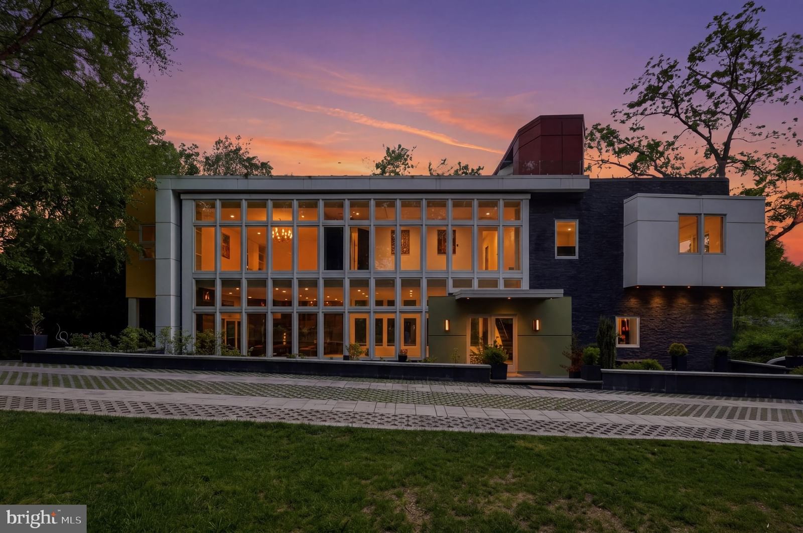 6304 OLD DOMINION DR, MCLEAN 22101, VA