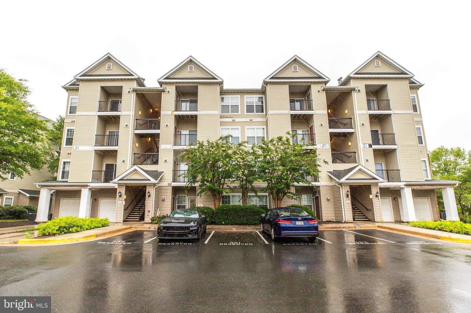 5121 TRAVIS EDWARD WAY, CENTREVILLE 20120, VA