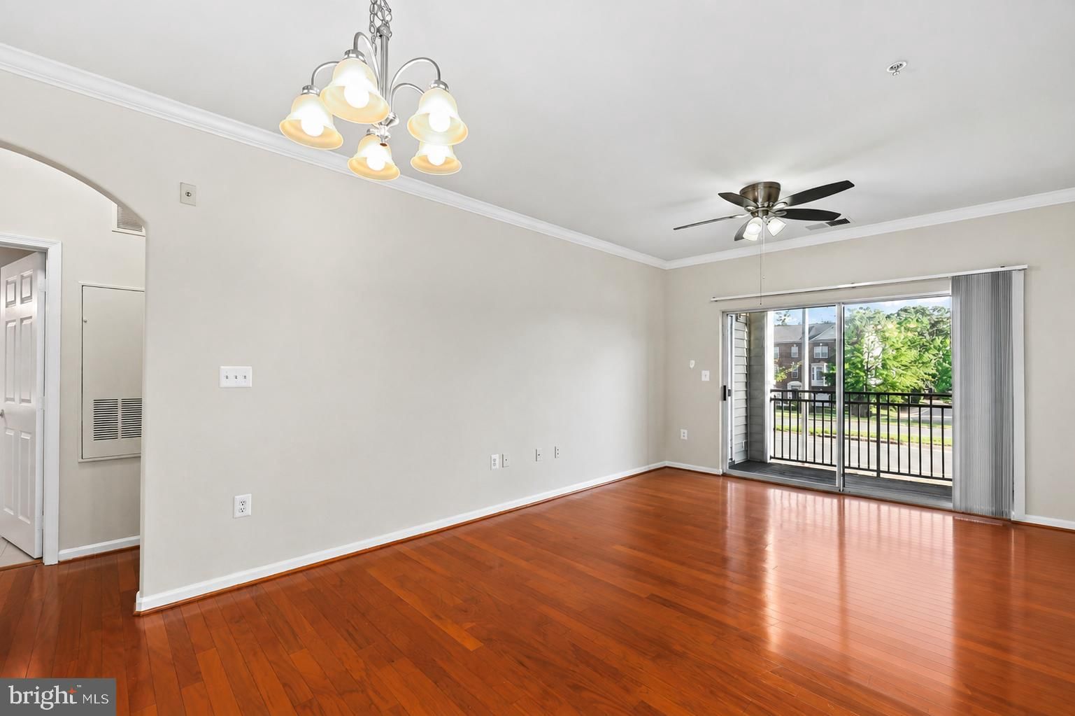 12905 CENTRE PARK CIRCLE #212 photograph