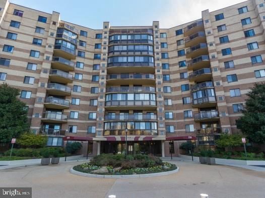 8380 GREENSBORO DRIVE 323 in Mclean, VA