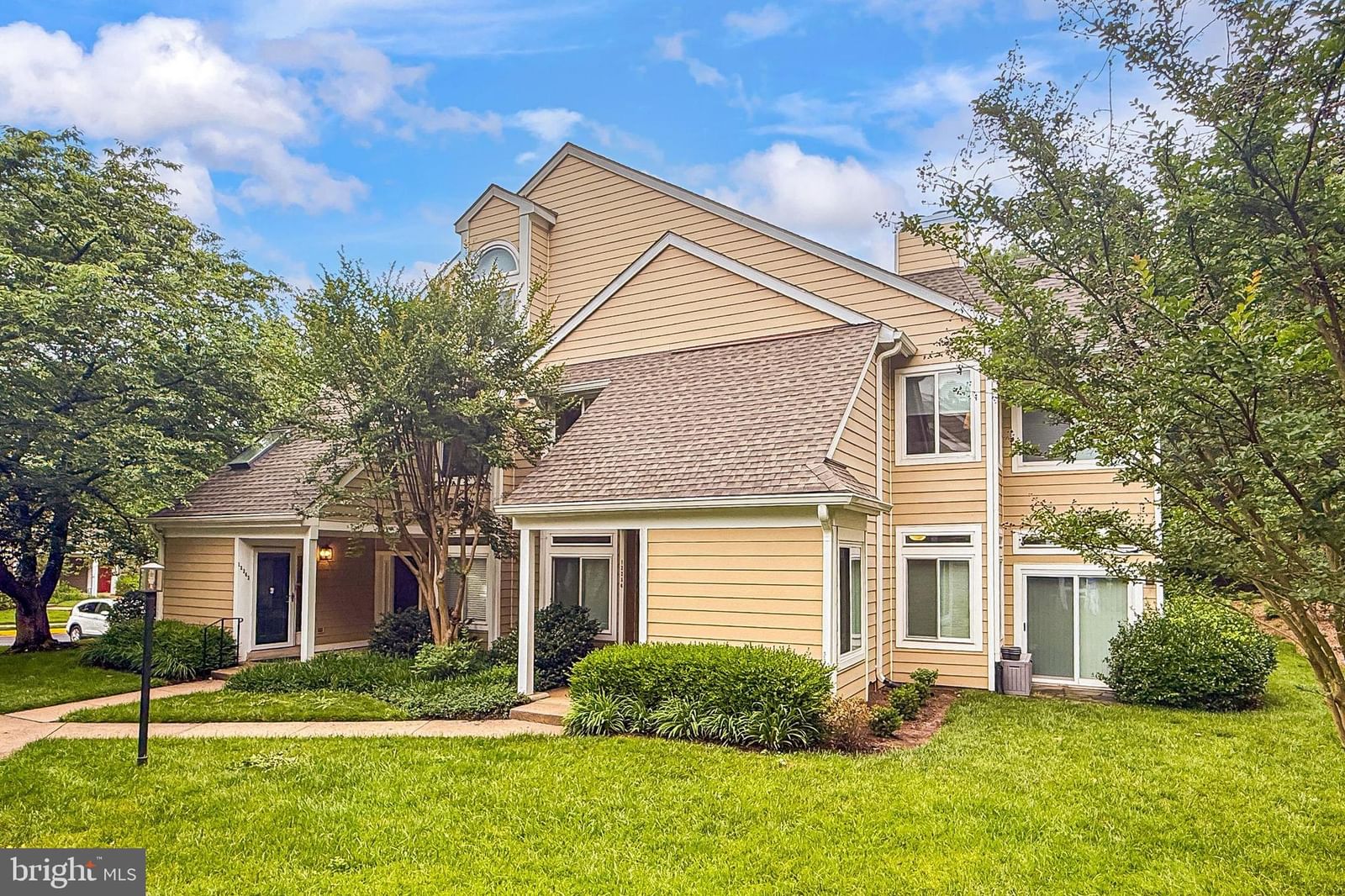 12260 FORT BUFFALO CIR, FAIRFAX 22033, VA