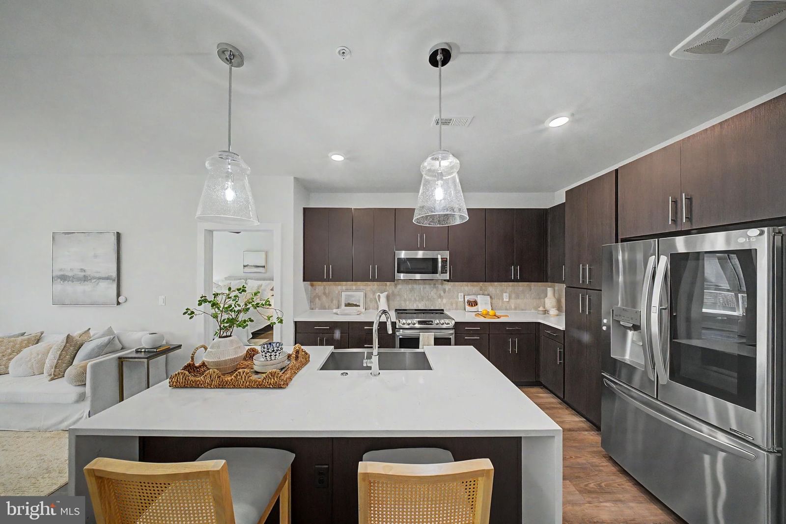 1761 OLD MEADOW ROAD #220 photograph
