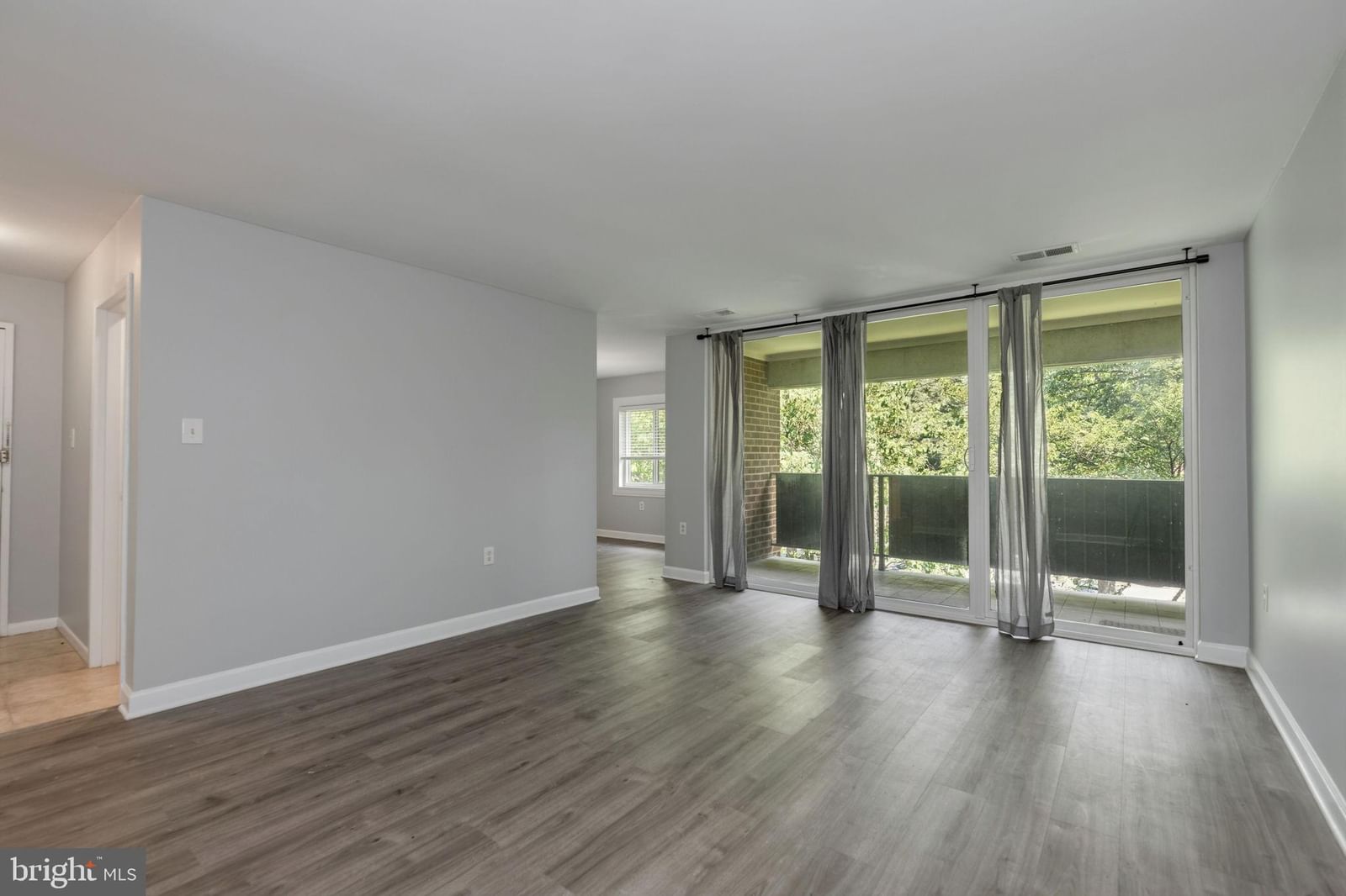 1443 NORTHGATE SQ #22B photograph