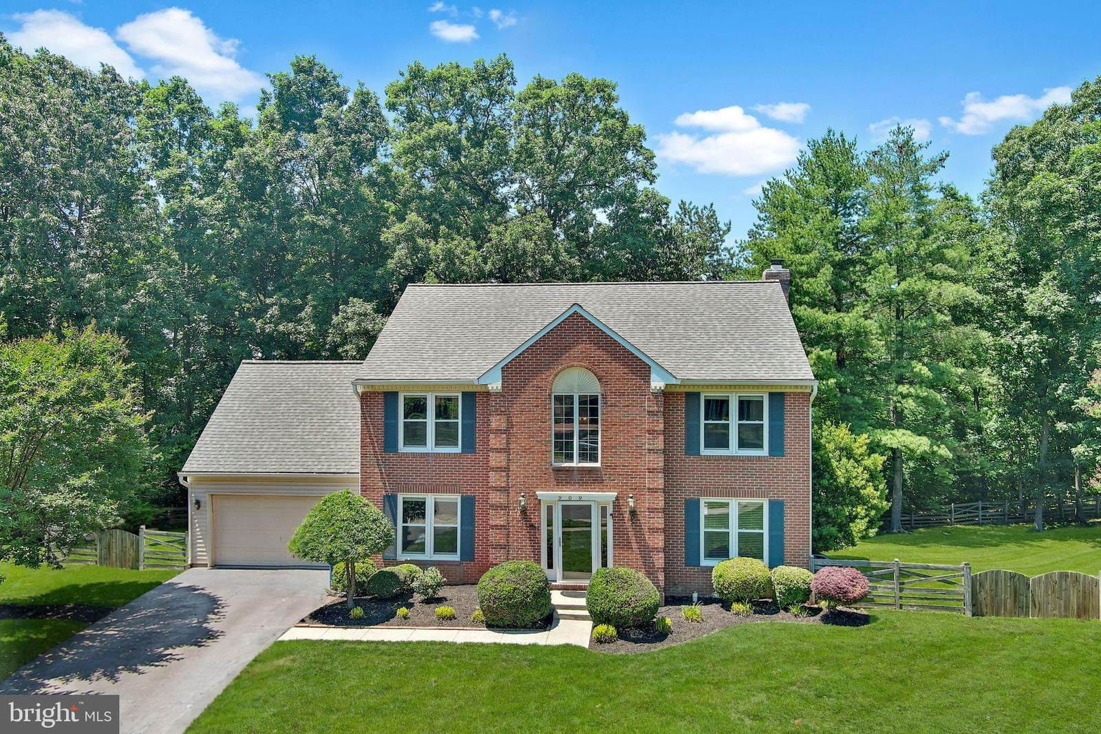 909 BROAD OAKS DR, HERNDON 20170, VA