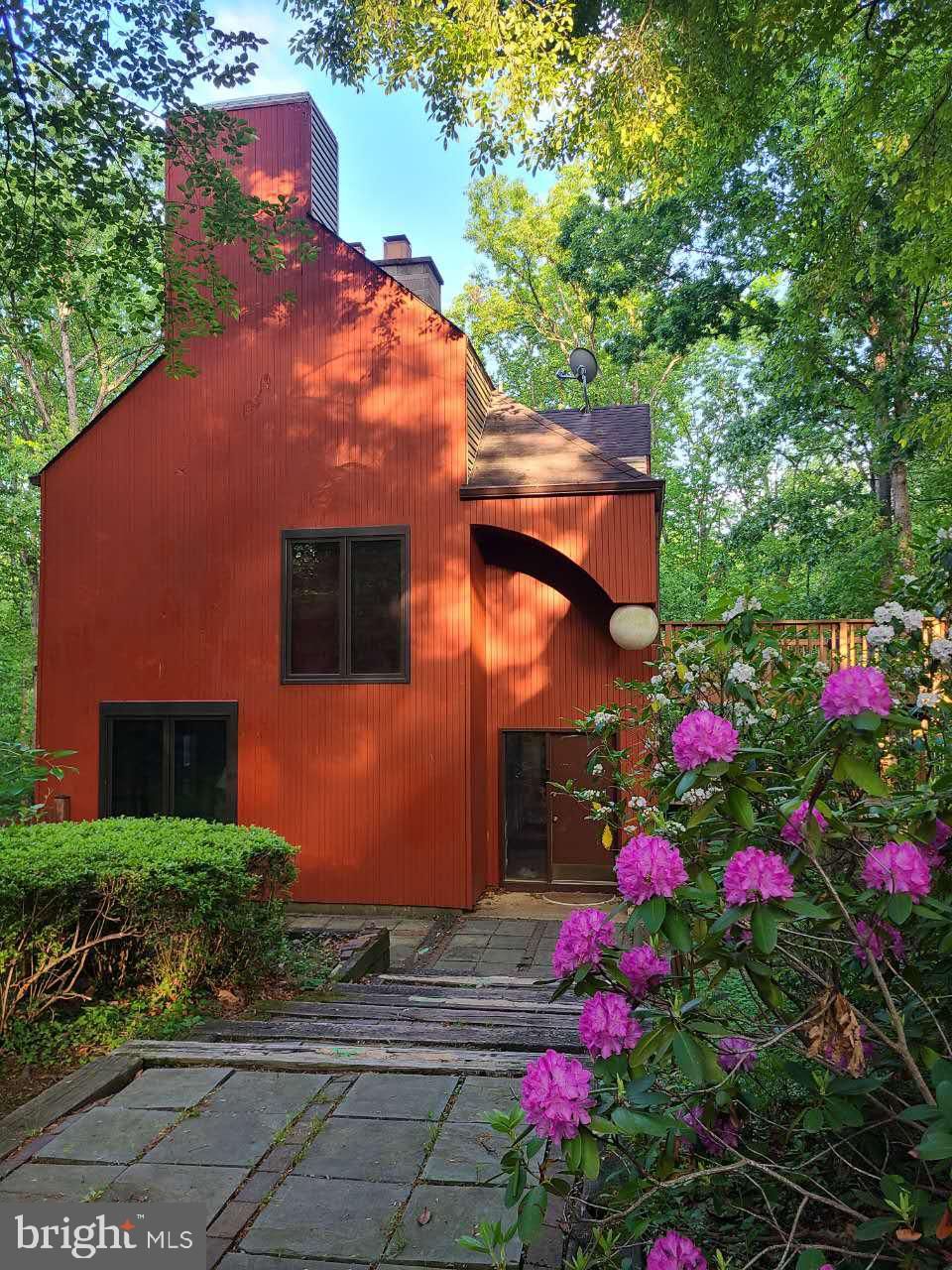 10817 CROSS SCHOOL RD, RESTON 20191, VA