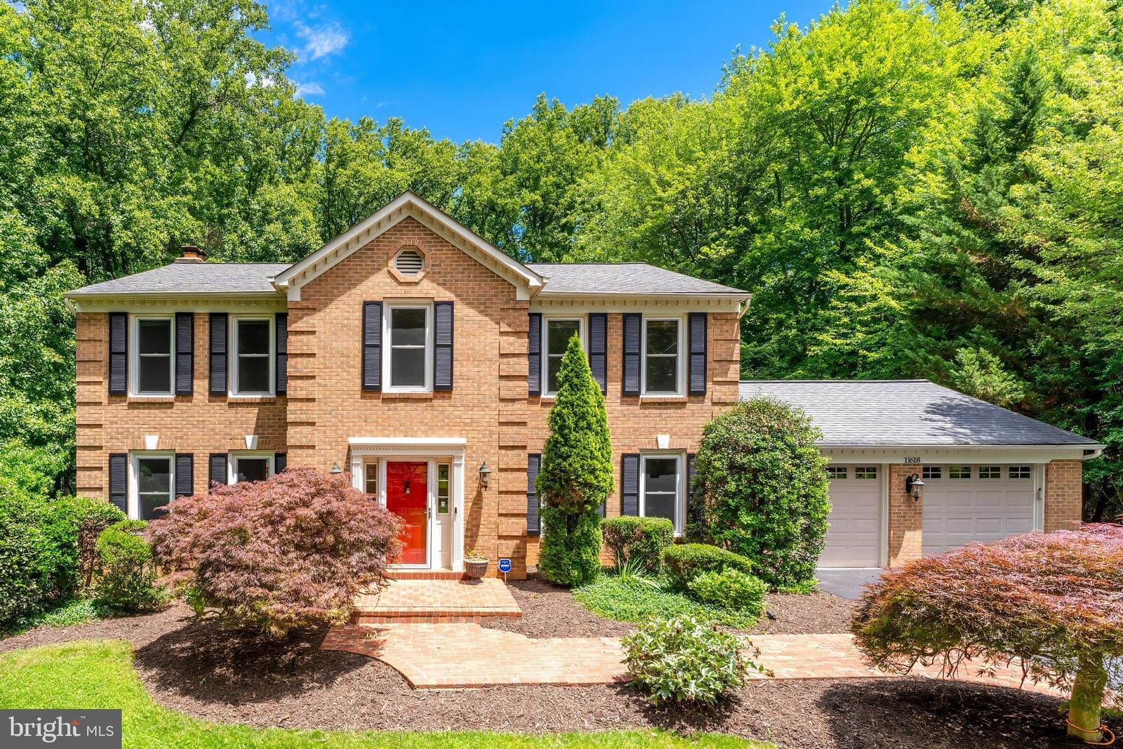 11618 HOLLY BRIAR LN, GREAT FALLS 22066, VA