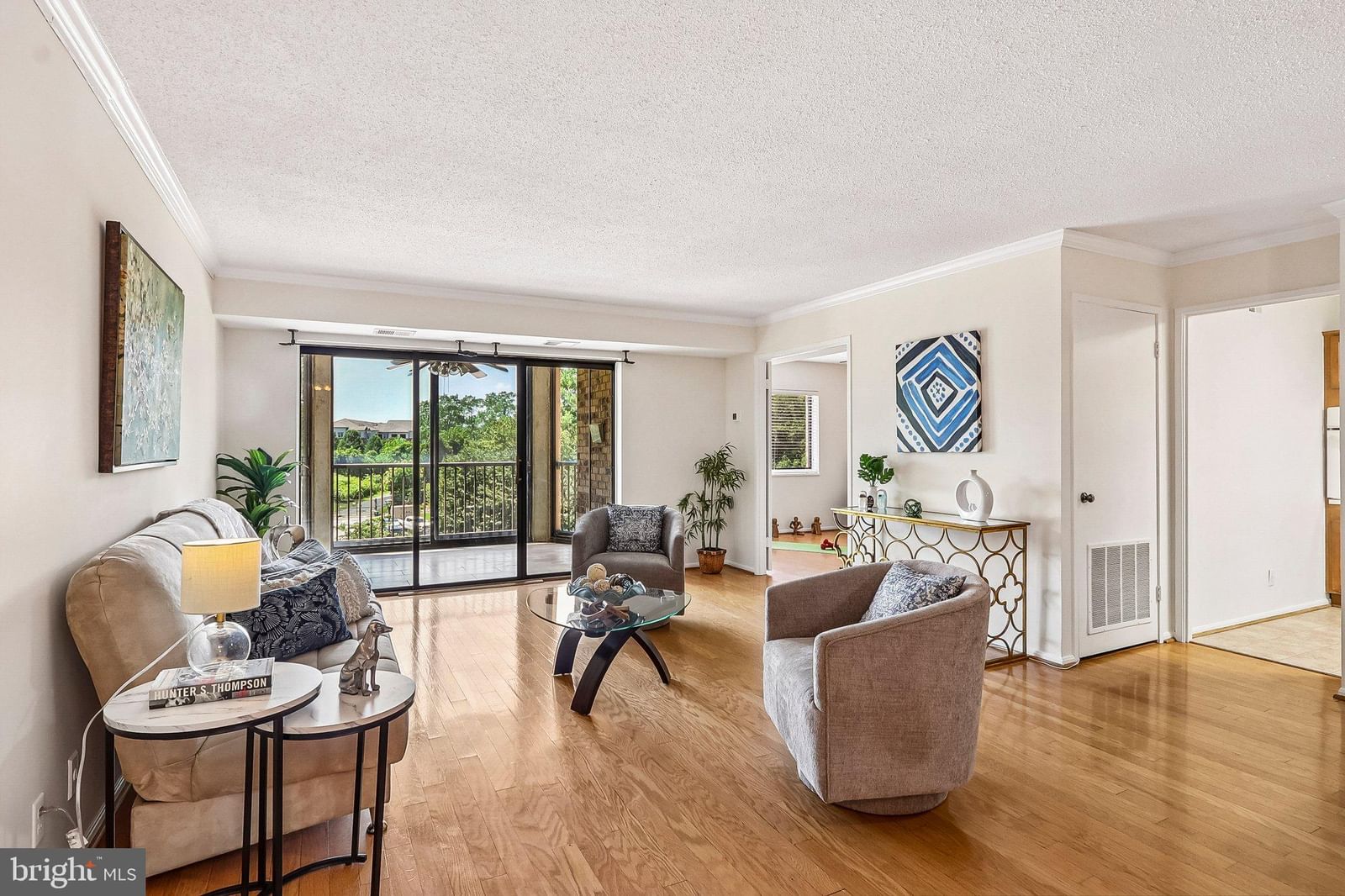 5901 MOUNT EAGLE DRIVE #409 photograph