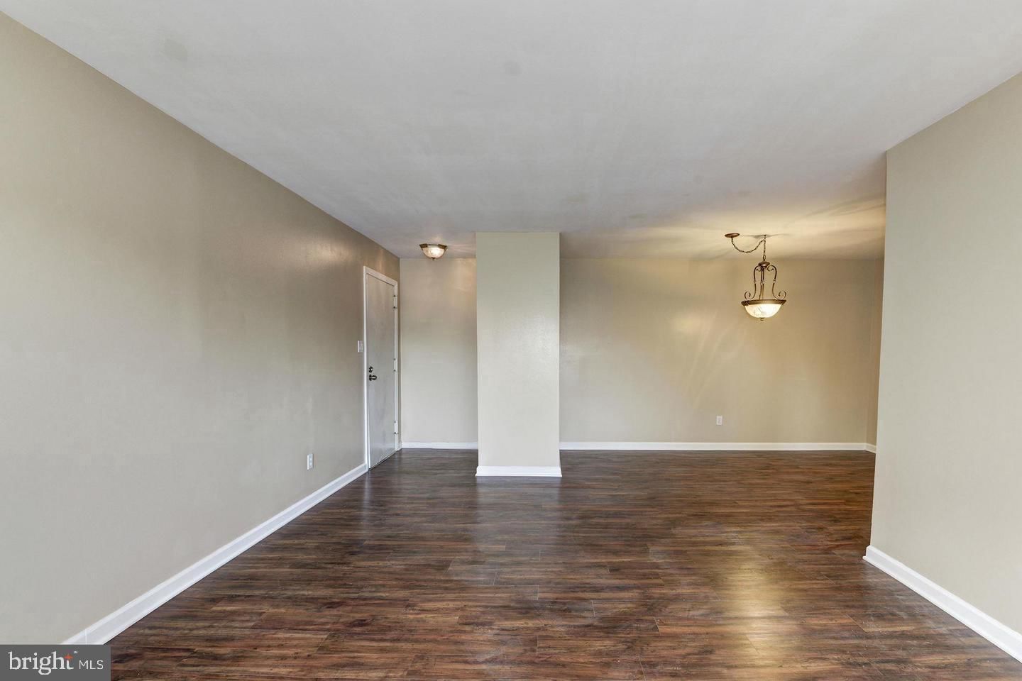 515 FLORIDA AVENUE #102 photograph