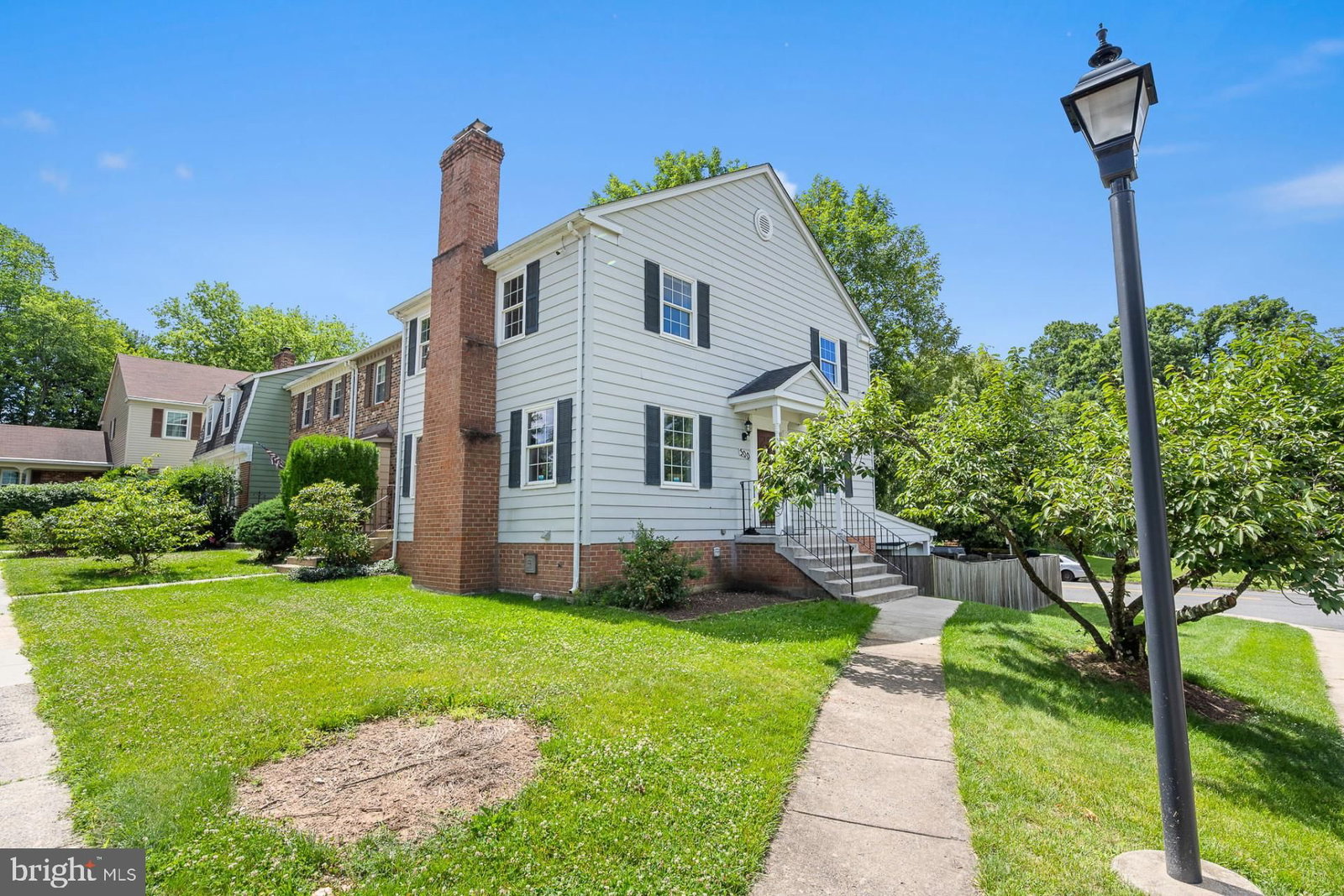 300 HOLLY CT, HERNDON 20170, VA