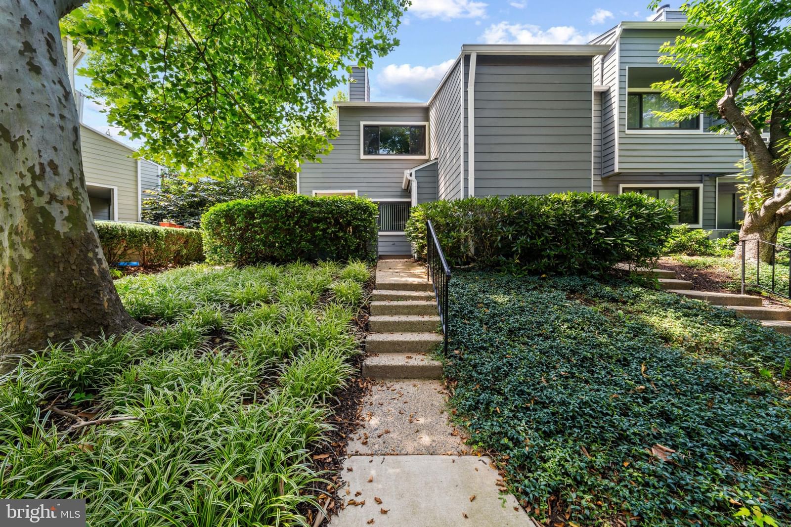 1904 VILLARIDGE DR, RESTON 20191, VA