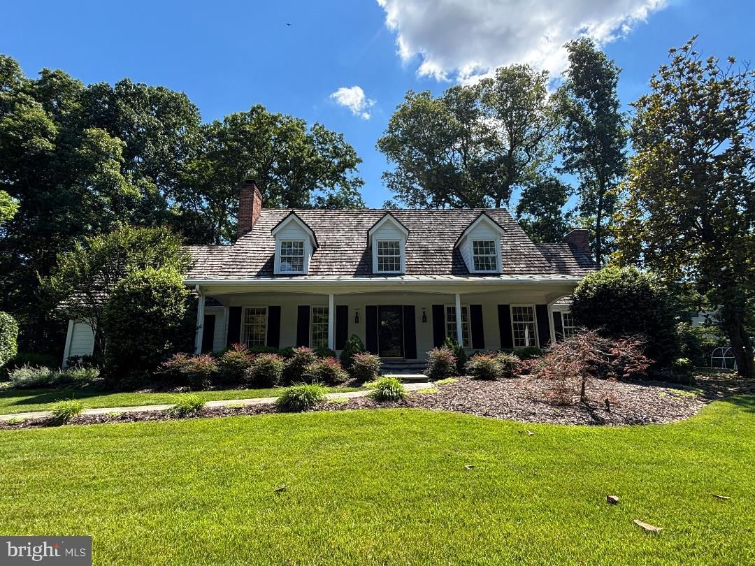 1123 LAURELWOOD DR, MCLEAN 22102, VA