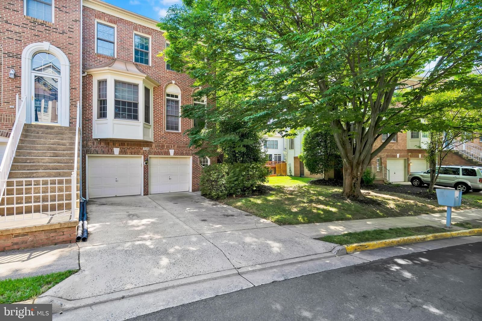 9548 LAGERSFIELD CIR, VIENNA 22181, VA