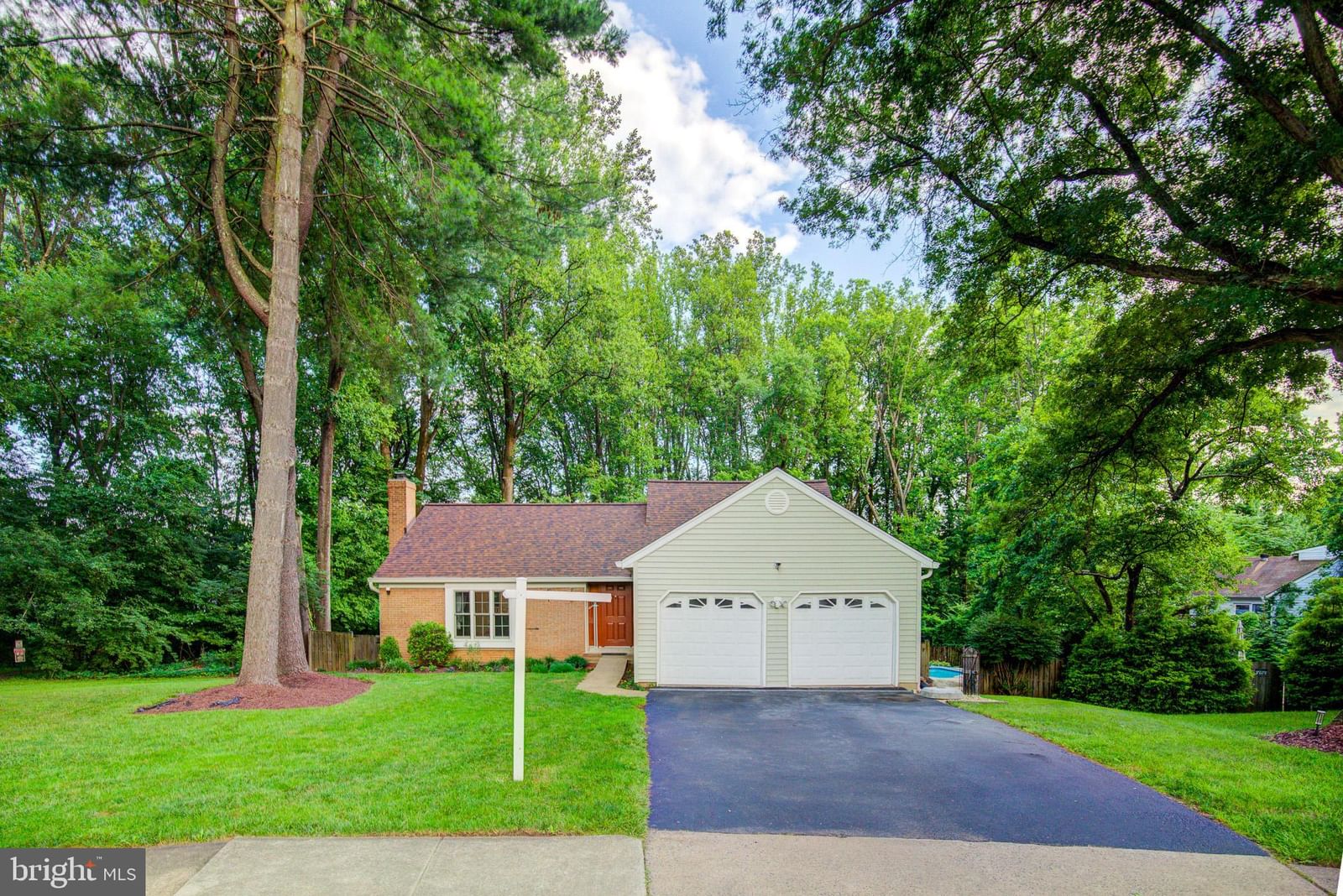 9519 HEATHWOOD CT, BURKE 22015, VA