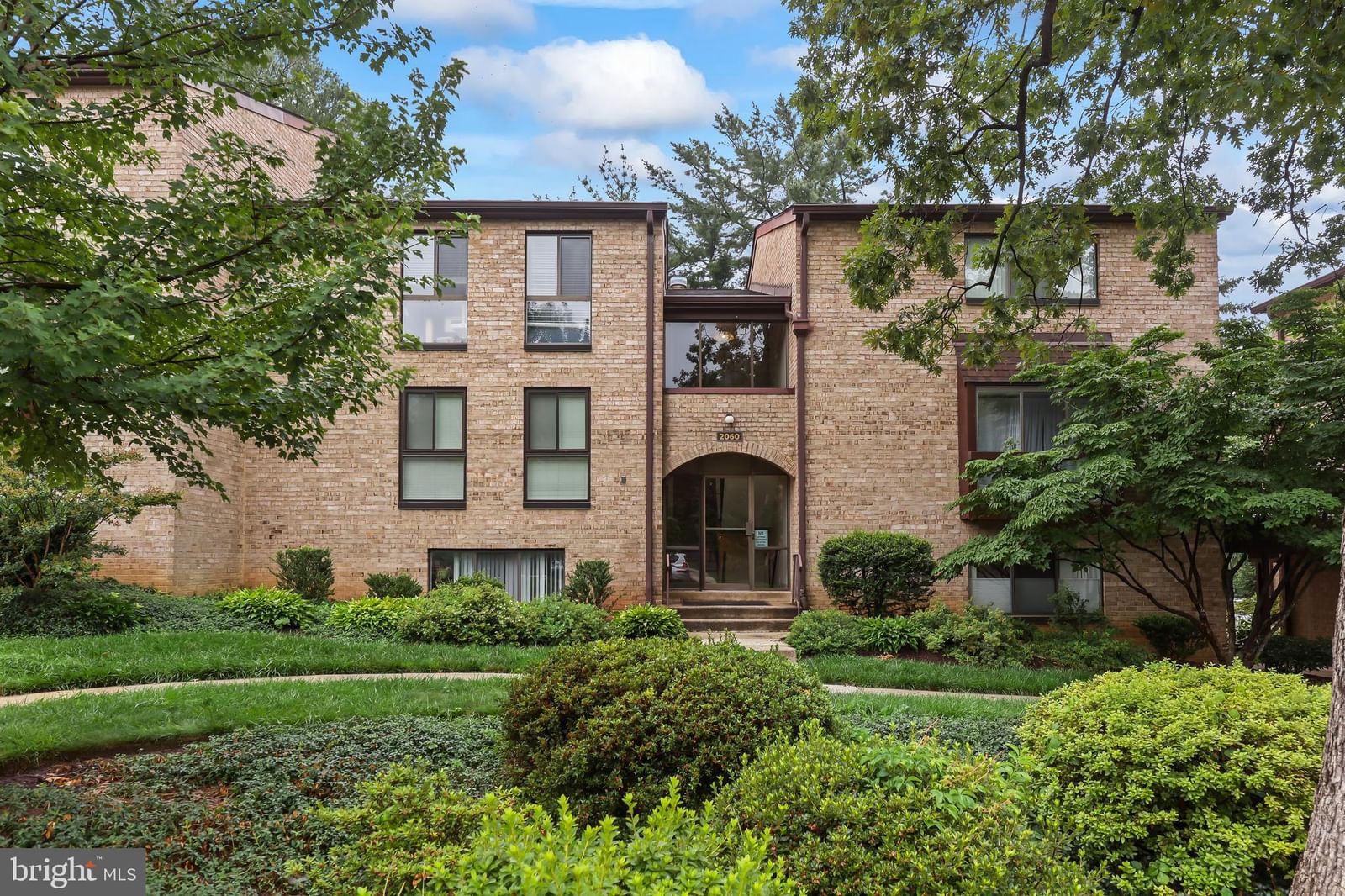 2060 ROYAL FERN CT, RESTON 20191, VA