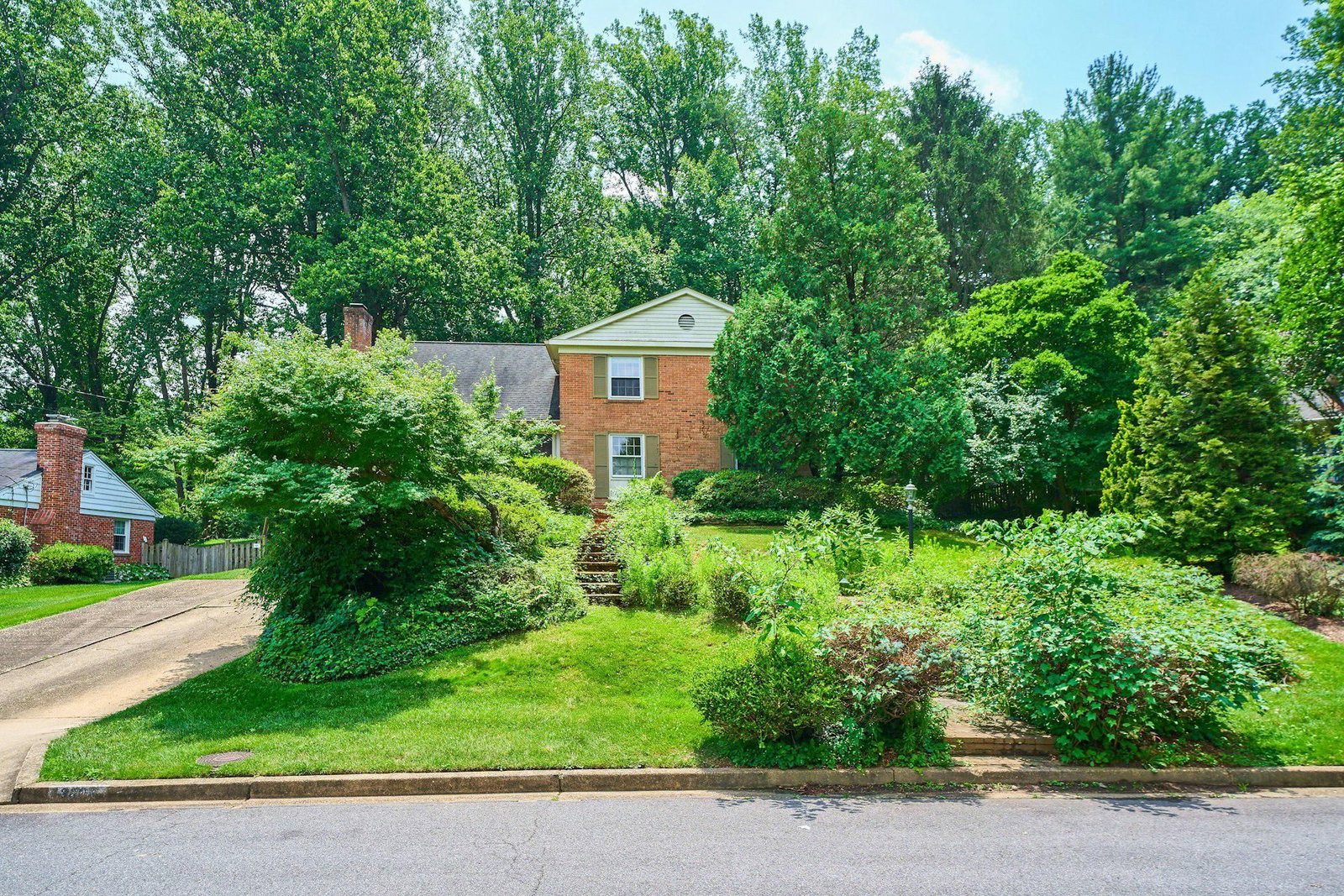 3606 BENT BRANCH CT, FALLS CHURCH 22041, VA