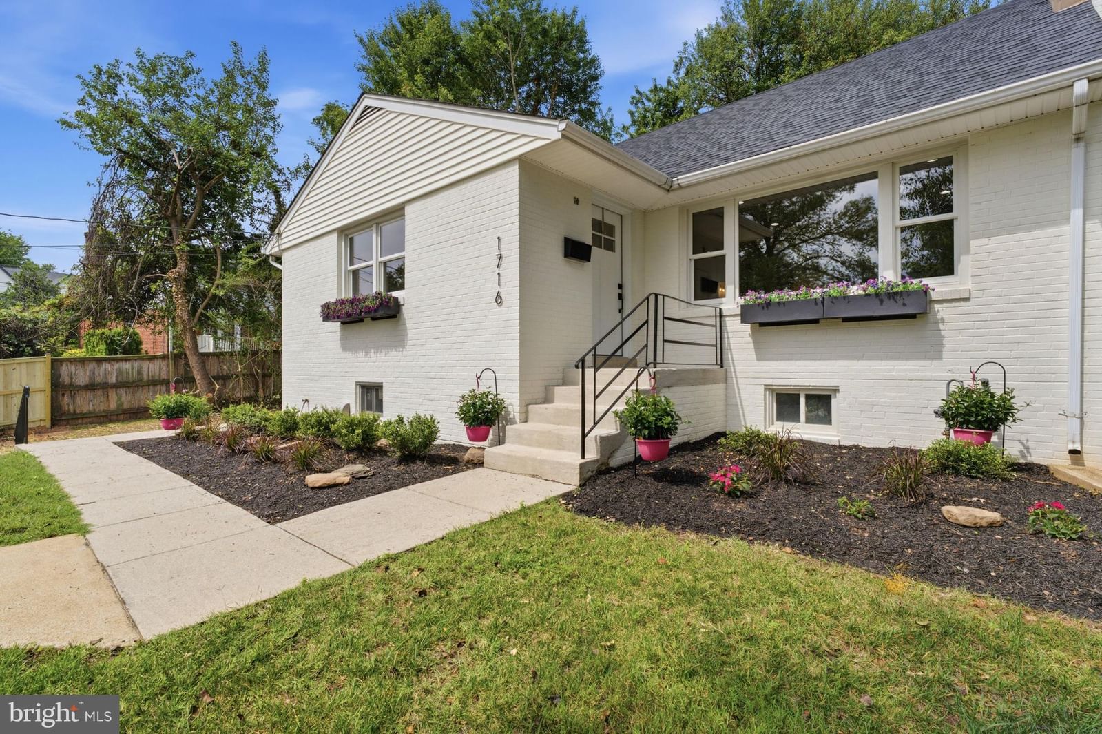 1716 MACON ST, MCLEAN 22101, VA