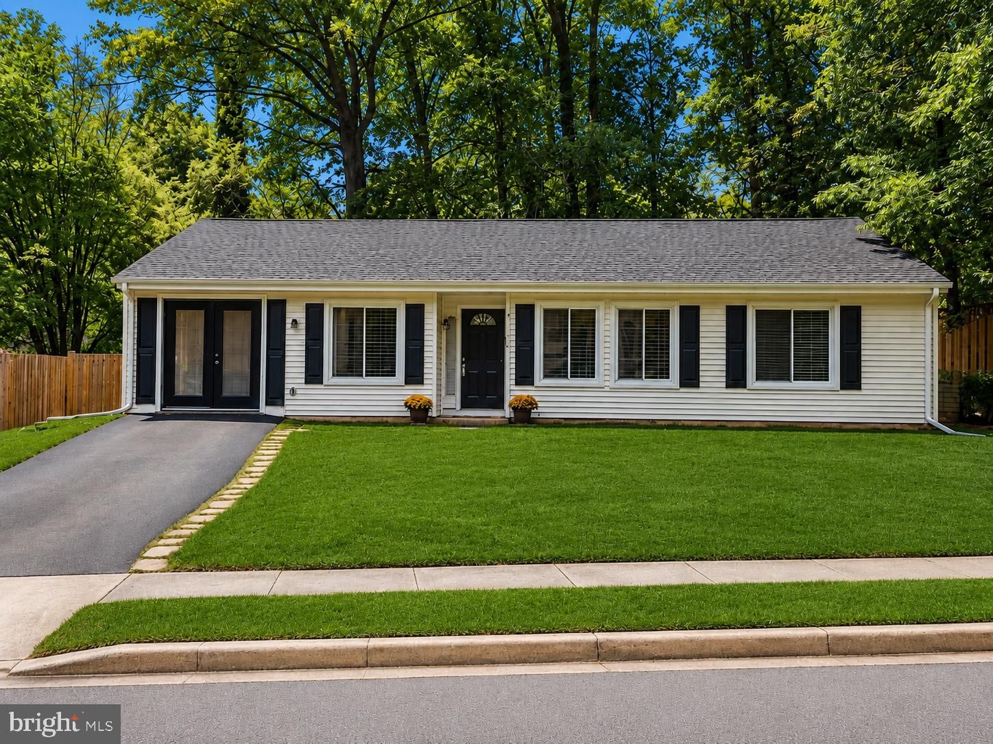 1522 MILLIKENS BEND RD, HERNDON 20170, VA