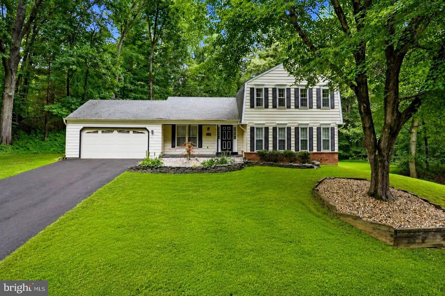 6121 QUEENS BRIGADE CT, FAIRFAX 22030, VA