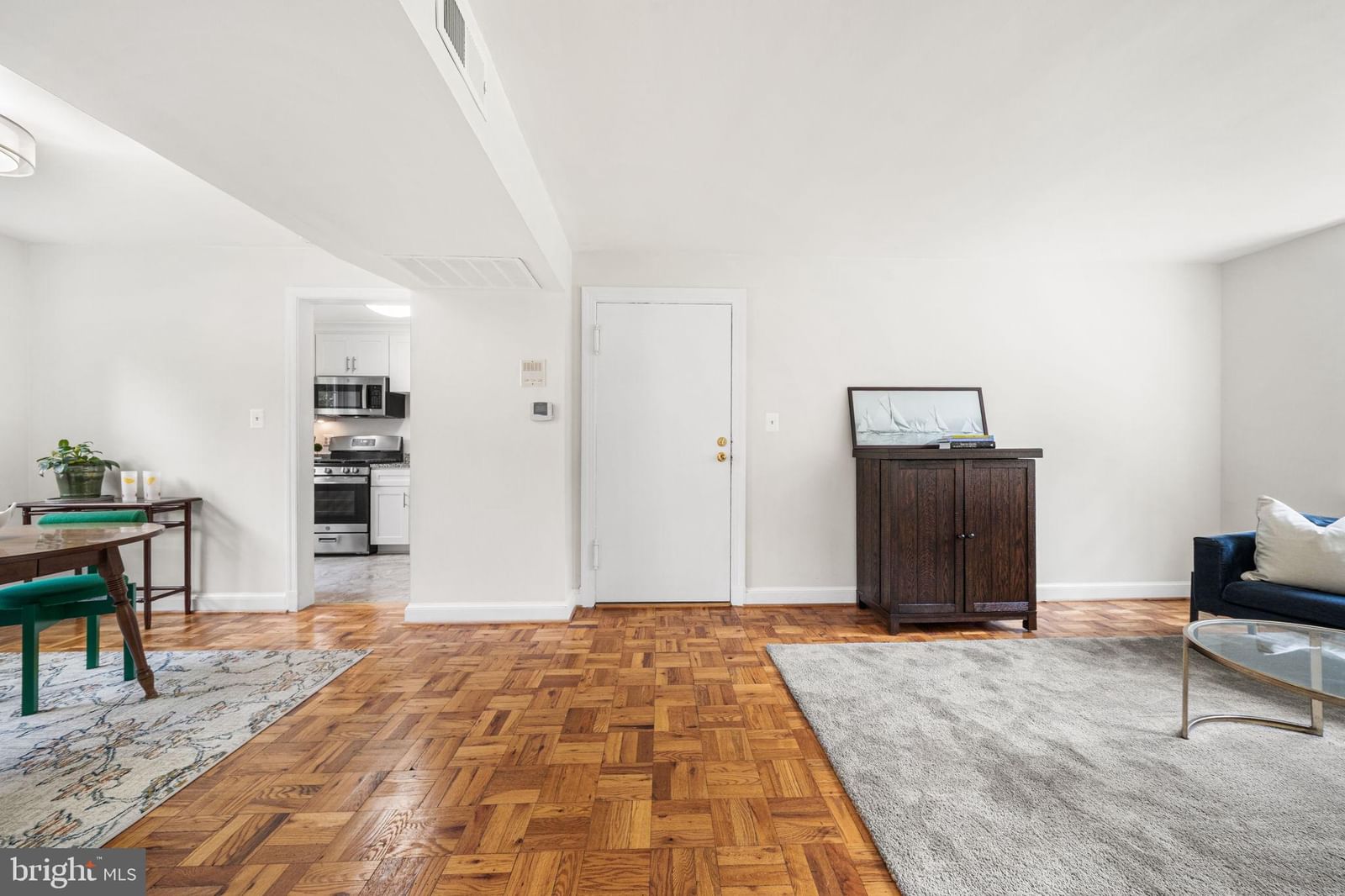 6505 POTOMAC AVENUE #A1 photograph