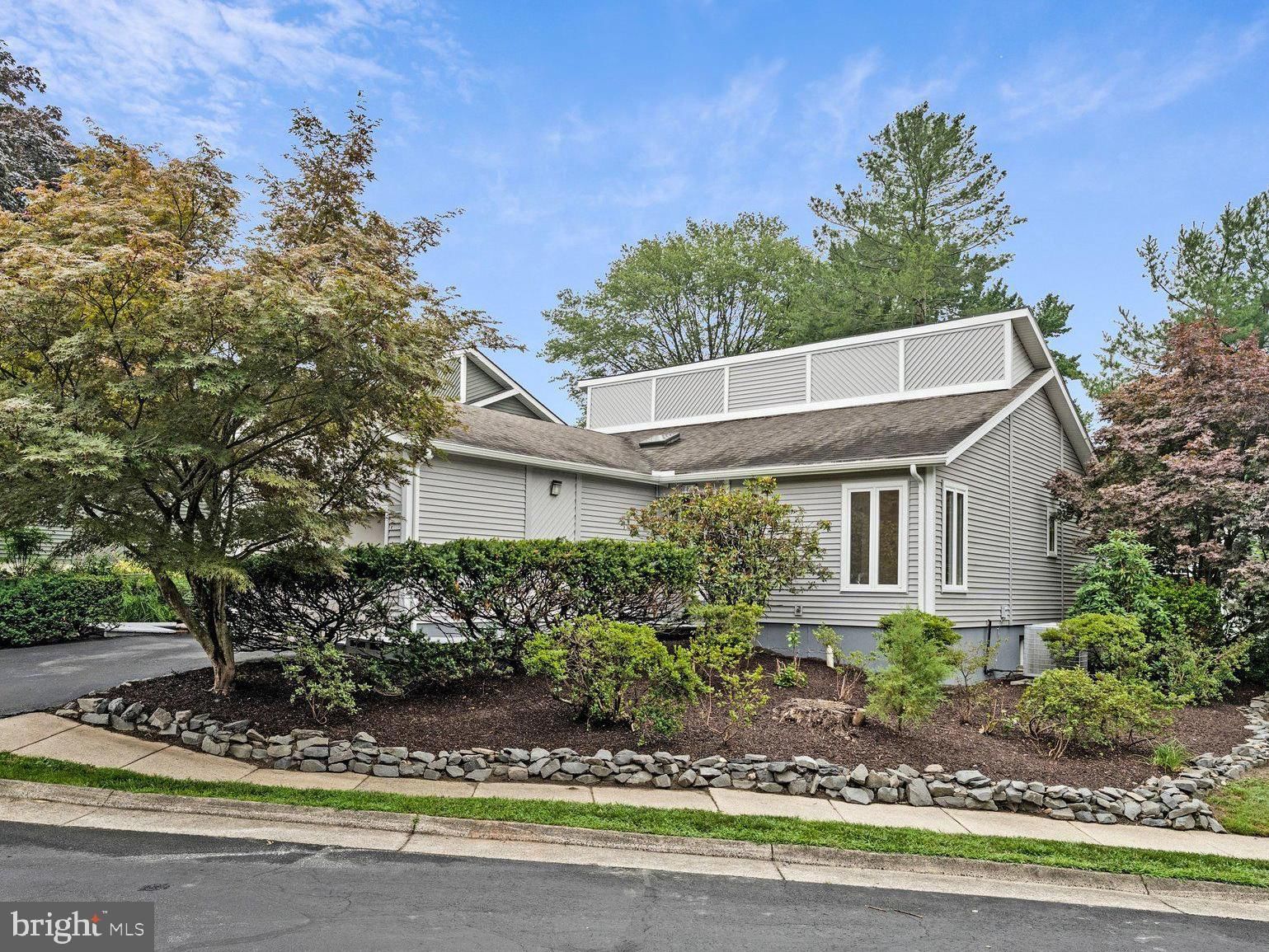 8424 HOLLIS LN, VIENNA 22182, VA